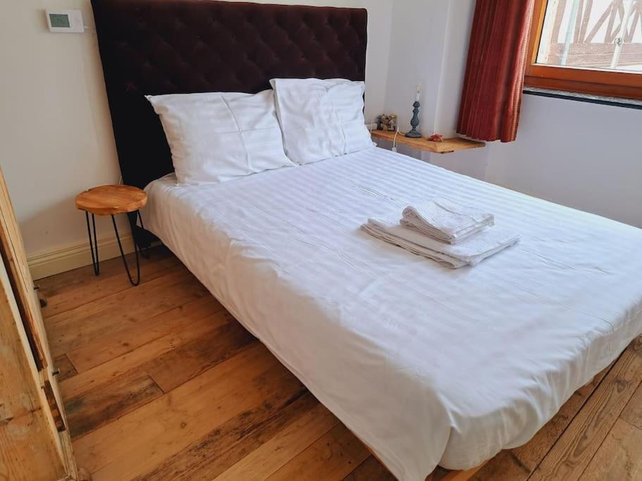 Haus Moselwald - 3 Bedrooms Enkirch Eksteriør billede