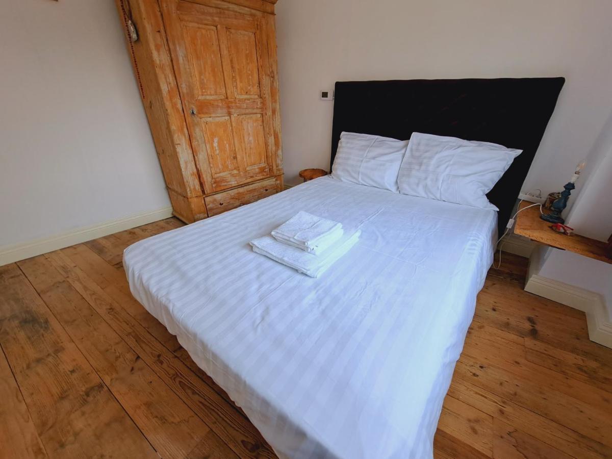 Haus Moselwald - 3 Bedrooms Enkirch Eksteriør billede
